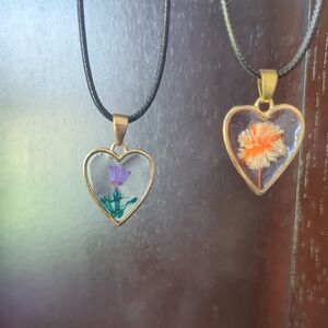 Heart-Shaped Gold Pendant Necklace with Purple and Orange Flowers